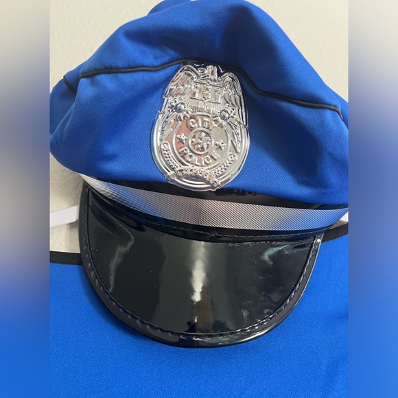 Captain Cuff Me - Picture 4 of 12